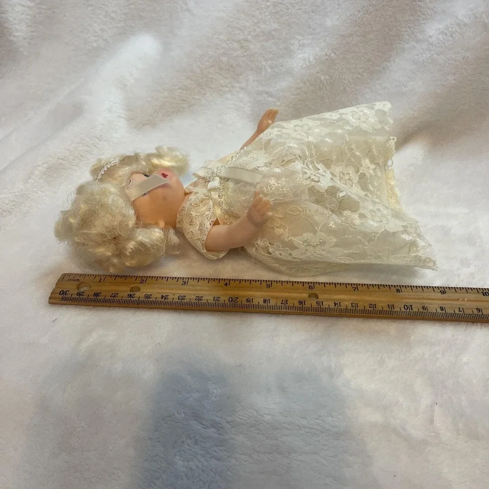 Vintage Christmas Tree Topper Blonde‎ Hair Lace Beaded Crown Rubber Plastic